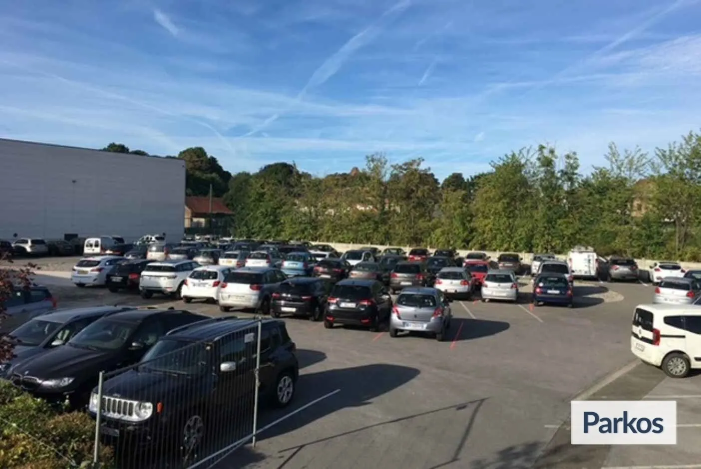 Gate Park - Parking Aéroport Charleroi - picture 1